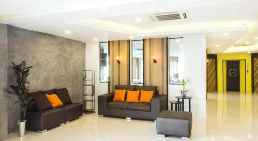 The Circle Hotel Buriram Exterior photo